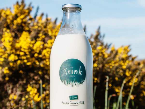 Trink Dairy Milk in outdoor setting